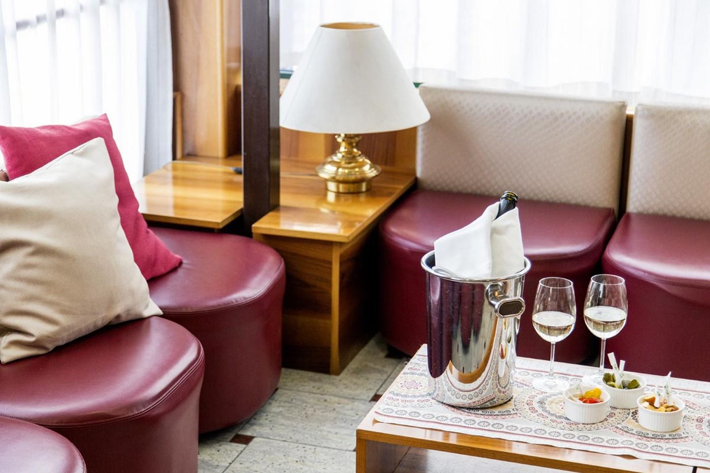 Hotel Meeting-Italy-Stresa VB-Lobby-3