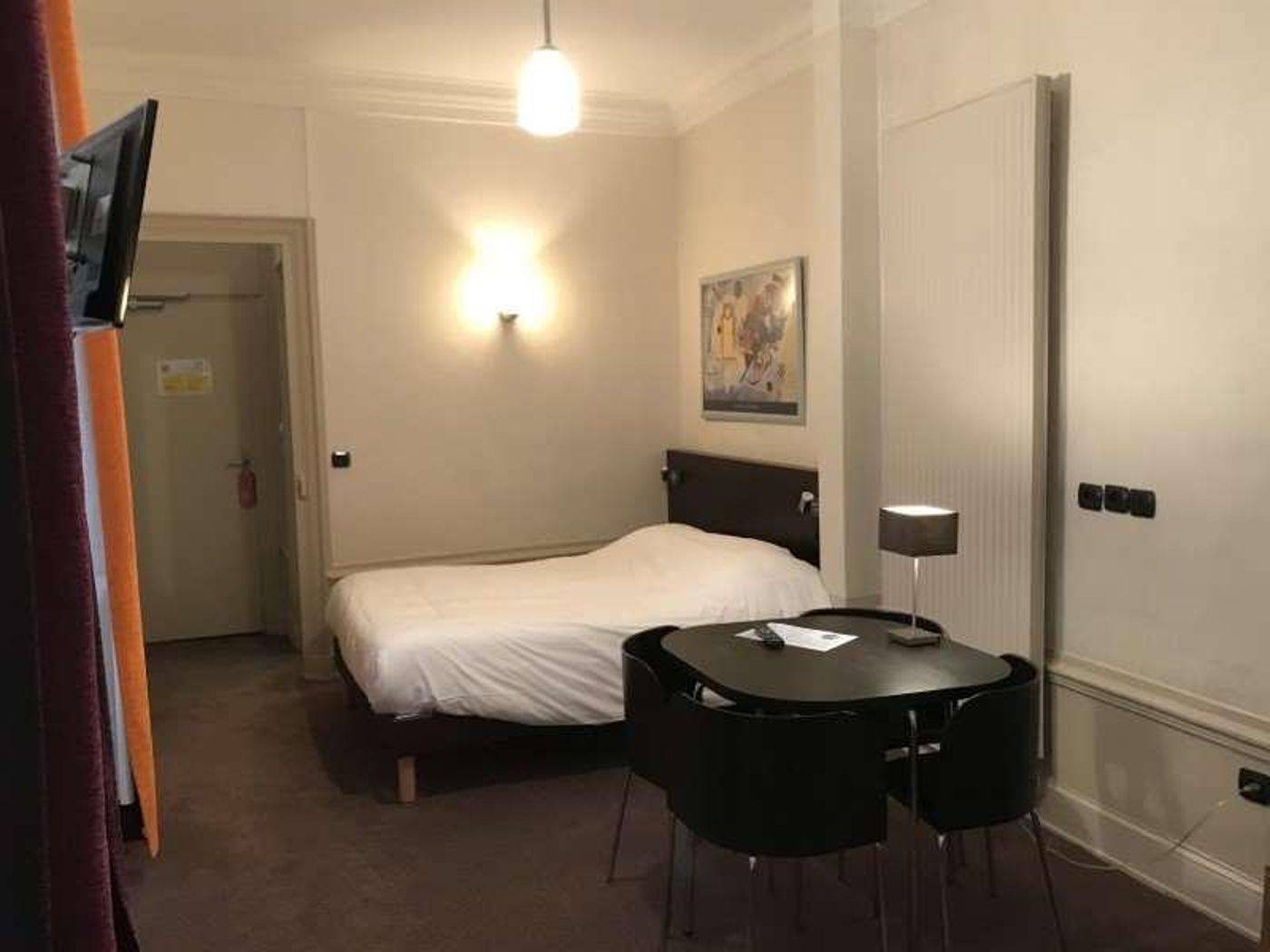 Hôtel de Paris - France - LYON - Room - 5