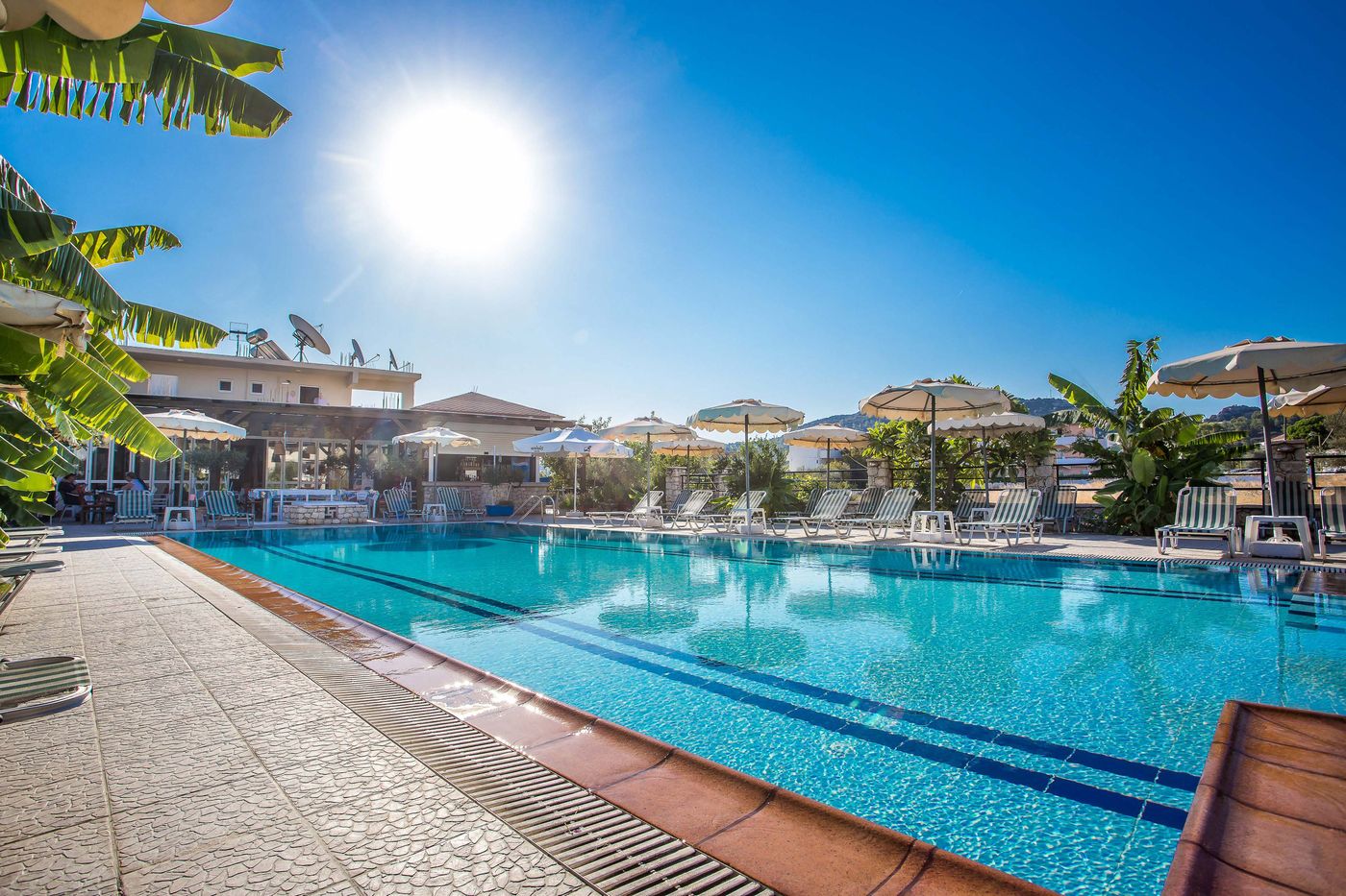 Vickys-Studios-Pool-7