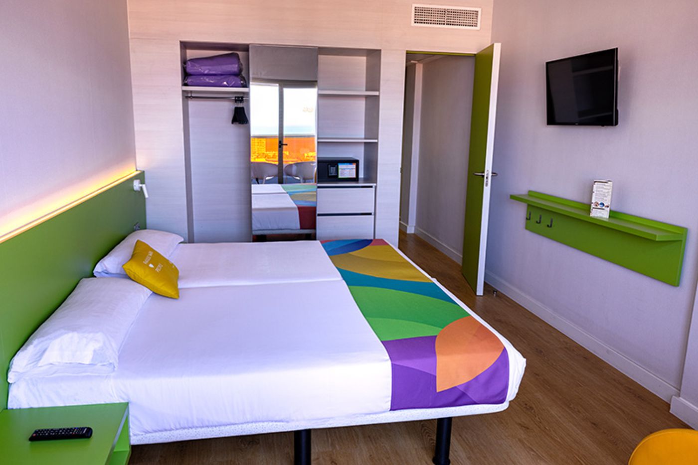 Paradise-Park-Fun-Lifestyle-Hotel-Room-30