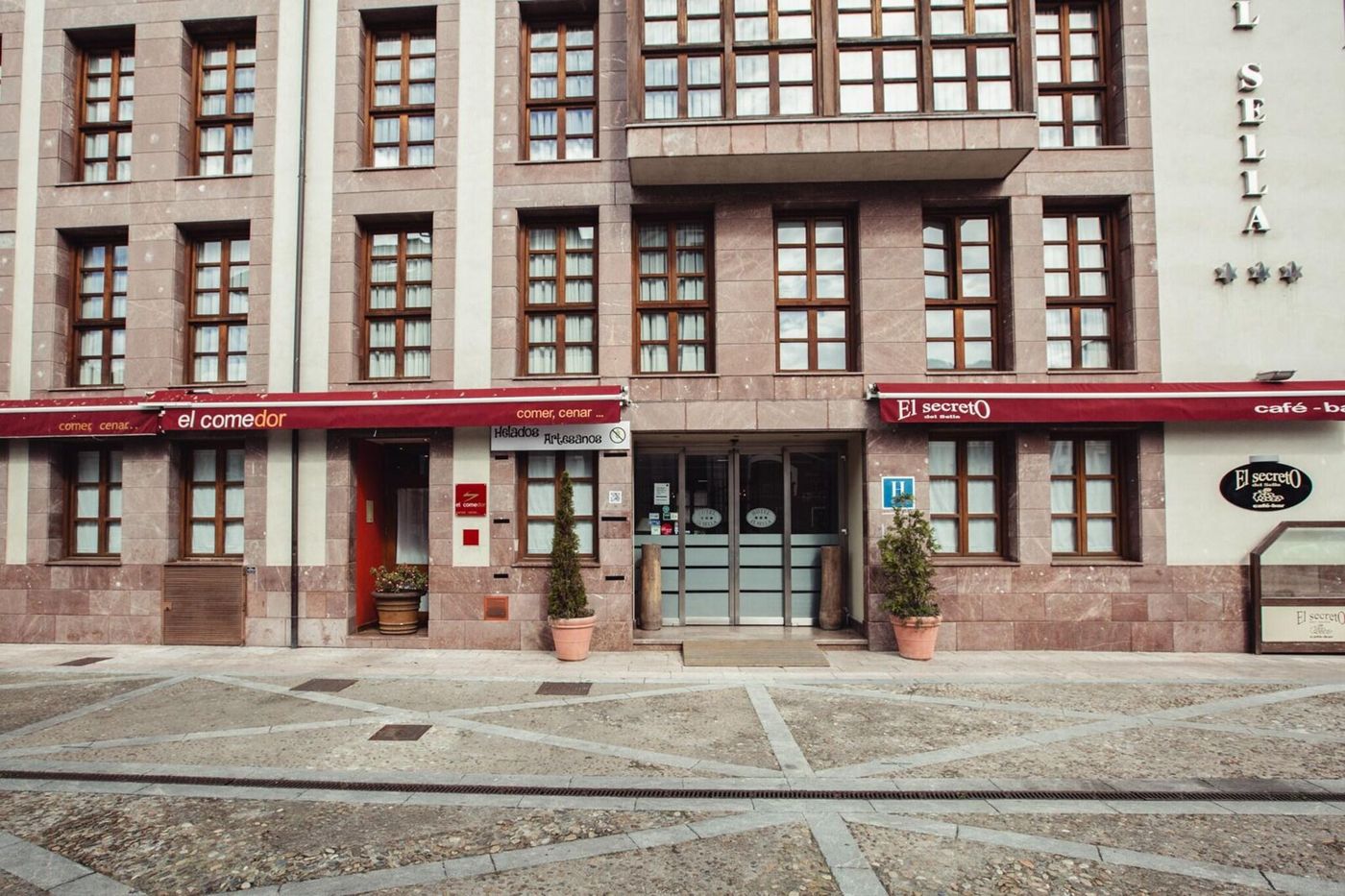 Sella-Spain-CANGAS DE ONIS-General view-3