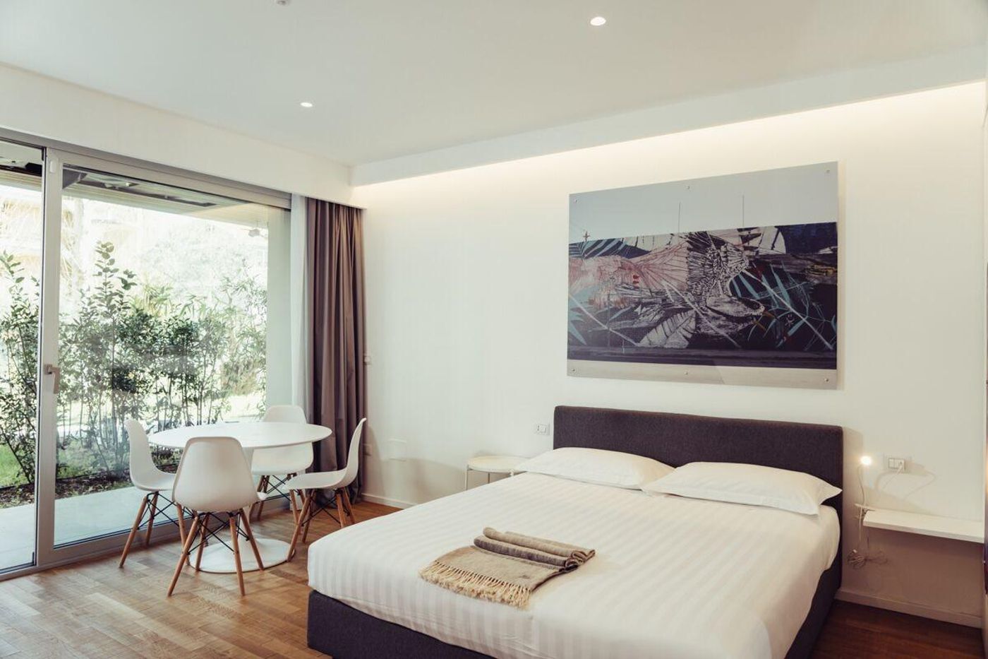 Marina-Gardens-Boutique---Suites-Room-17