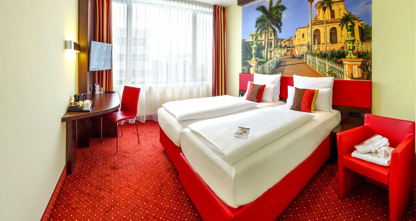 Best-Western-Plus-Plaza-Berlin-Kurfuerstendamm-Room-28