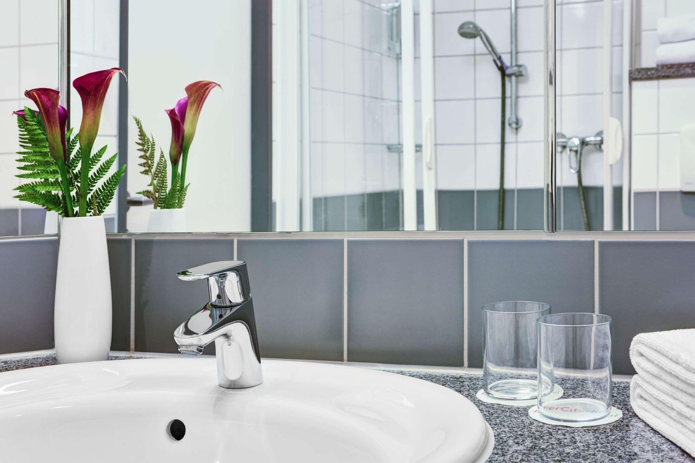 IntercityHotel Hamburg Hauptbahnhof - Germany - HAMBURG - Room - 5