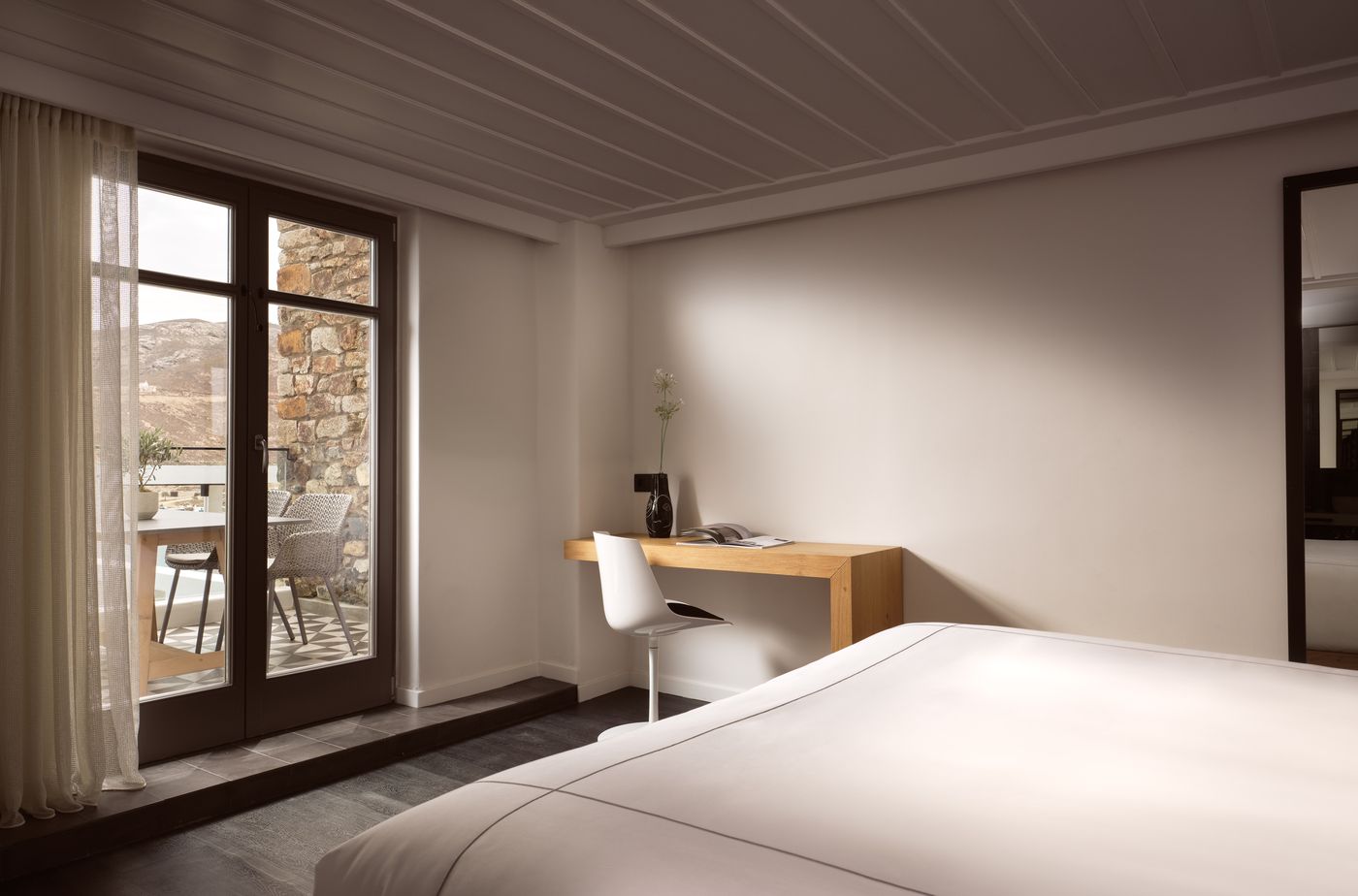 Semeli-Coast-Mykonos--Curio-Collection-By-Hilton-Room-35