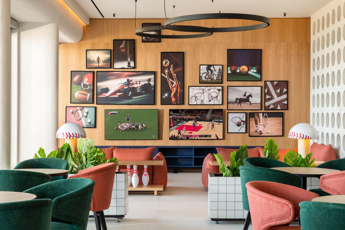 Kresten-Palace-Bar-45