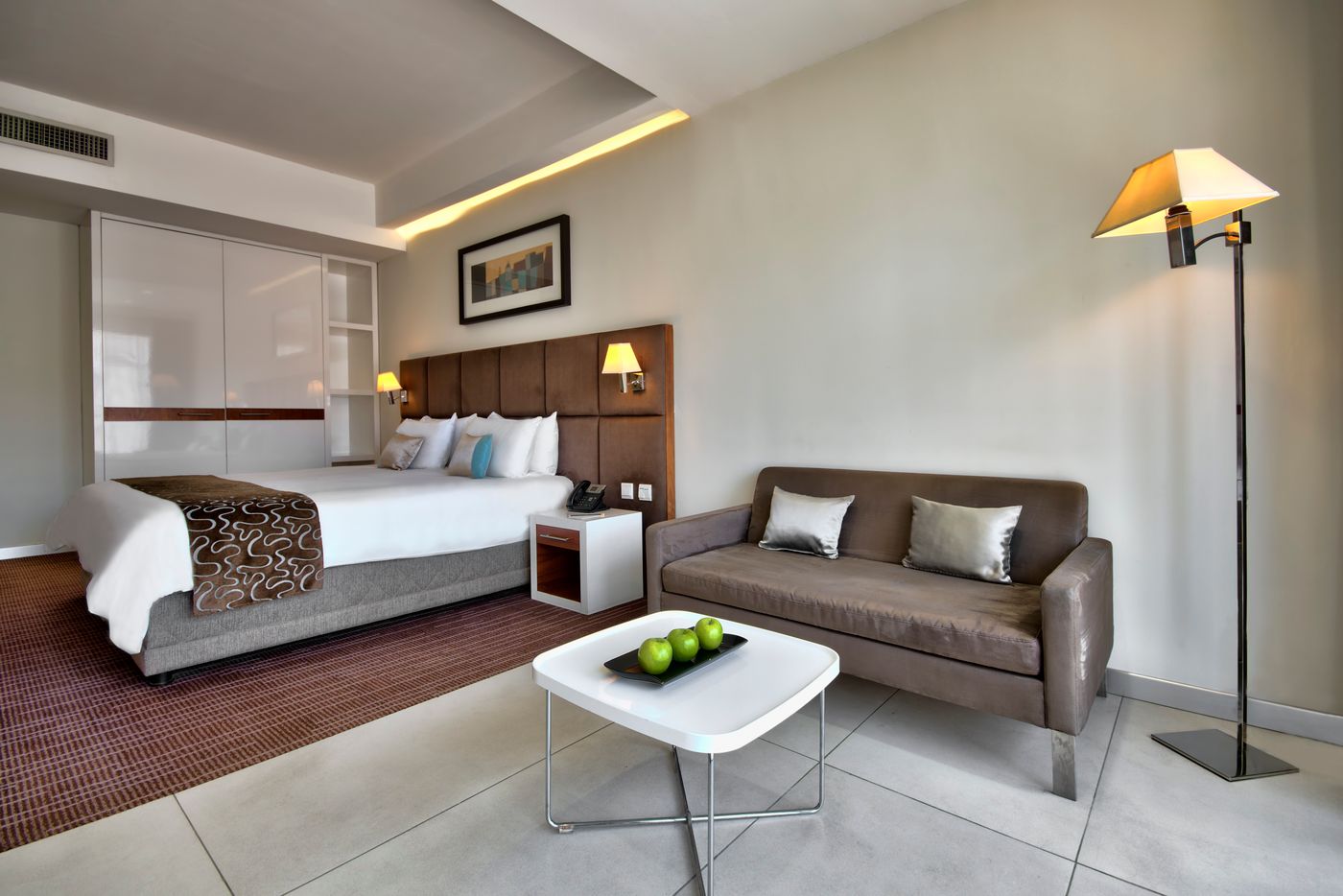 The-George--Urban-Boutique-Hotel-Room-18