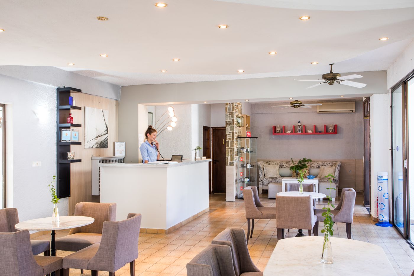 Potidea-Golden-Beach-Lobby-25