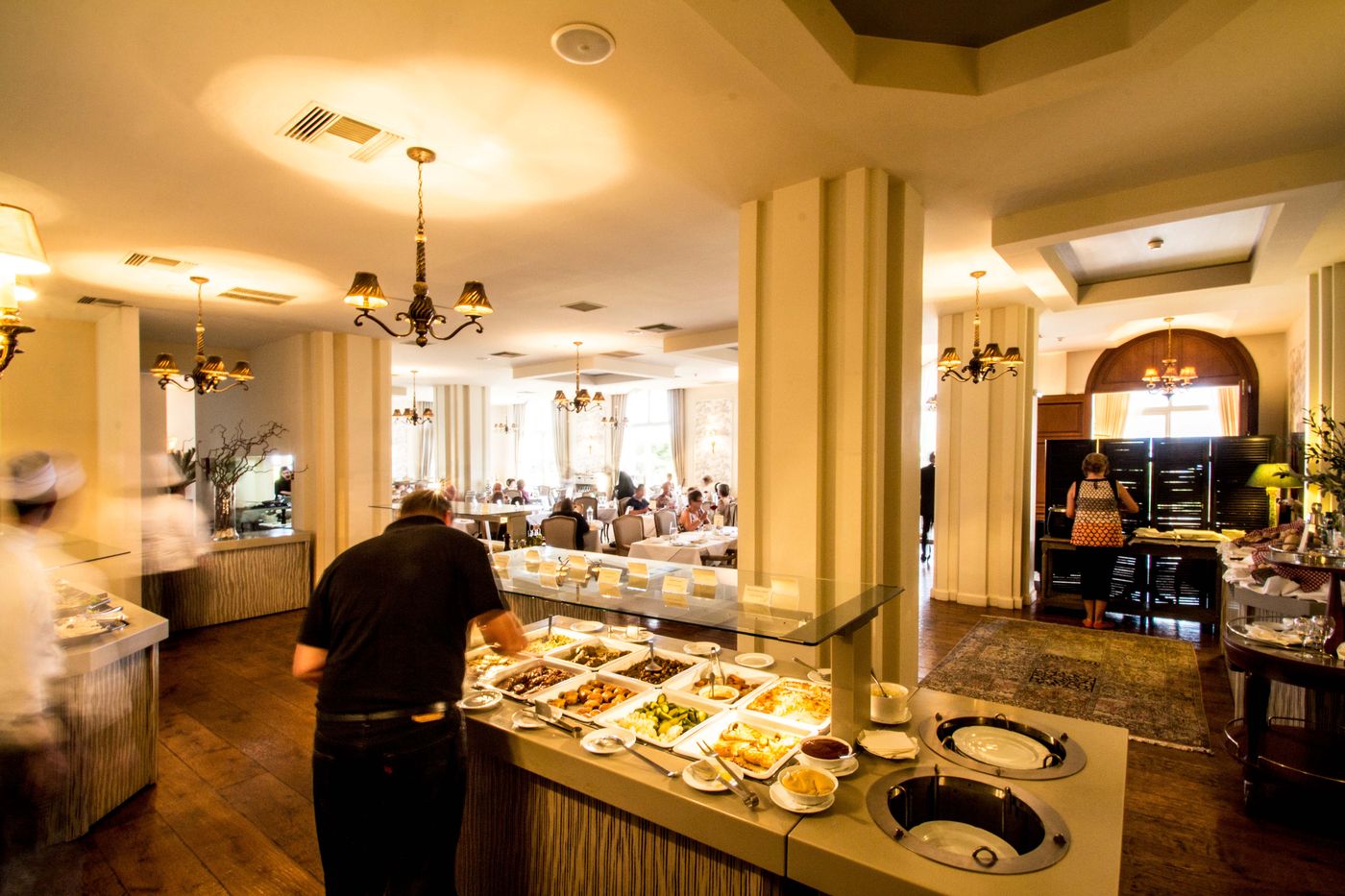 Mabely-Grand-hotel-Restaurant-52