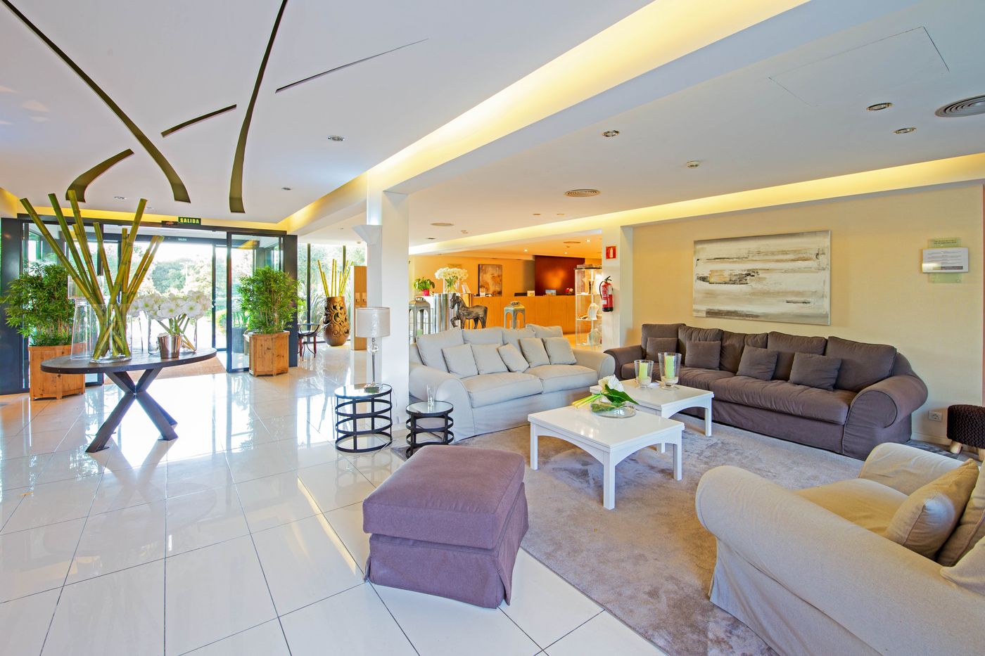 Eden-Park-Lobby-52