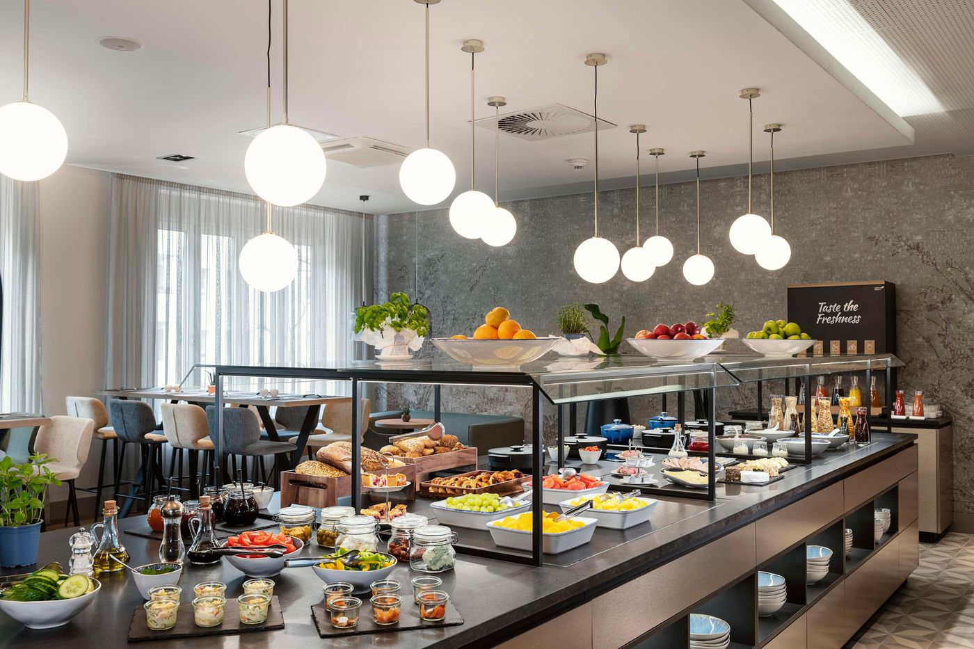 NH-Berlin-Kurfurstendamm-Restaurant-45