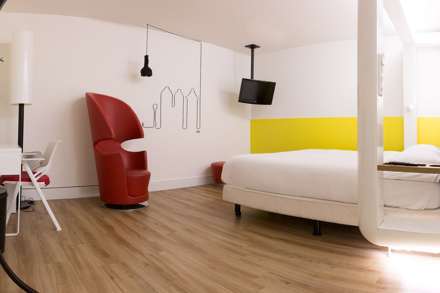 Qbic-Hotel-Amsterdam-Wtc-Room-3