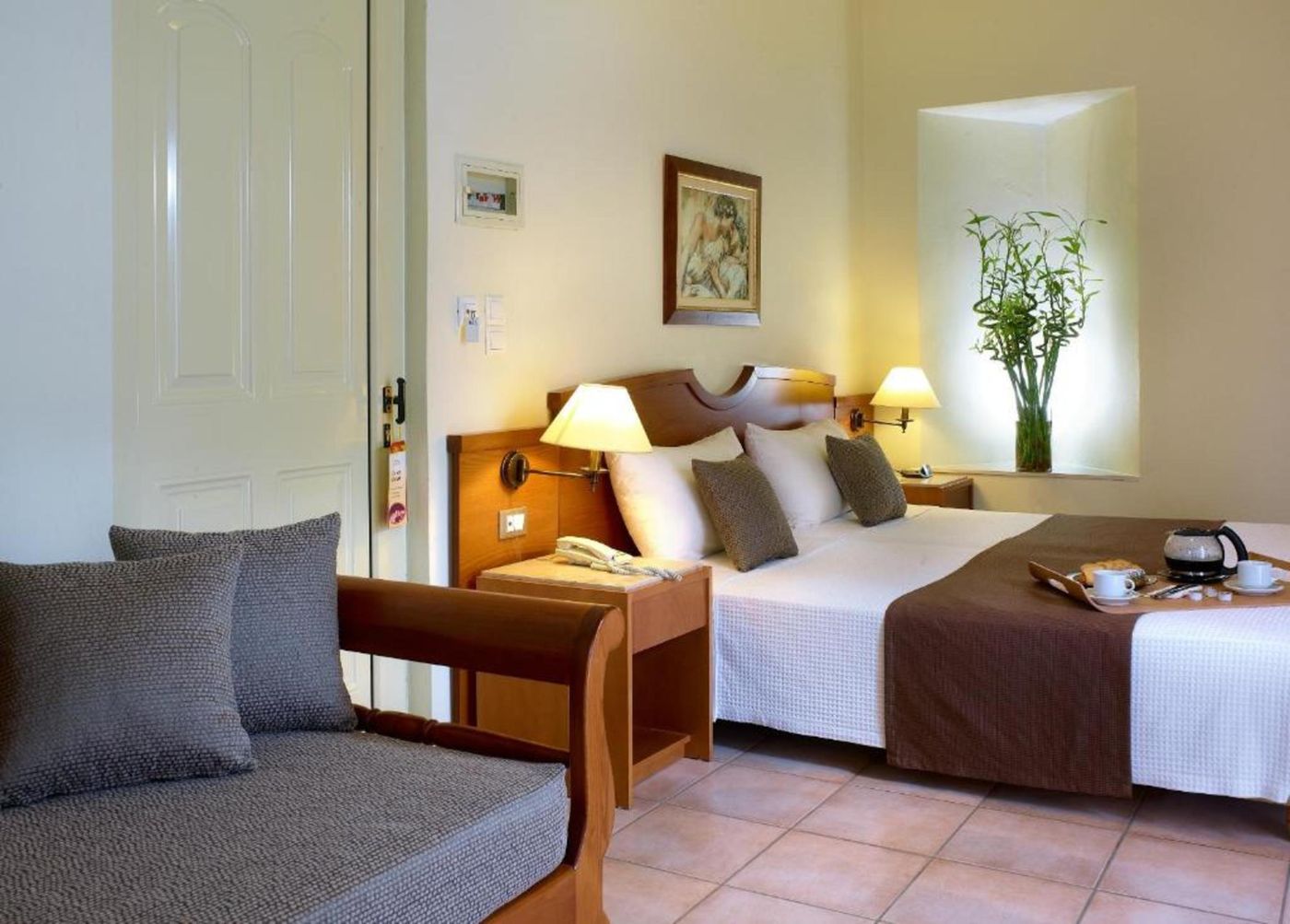 Elotis-Suites-Room-35