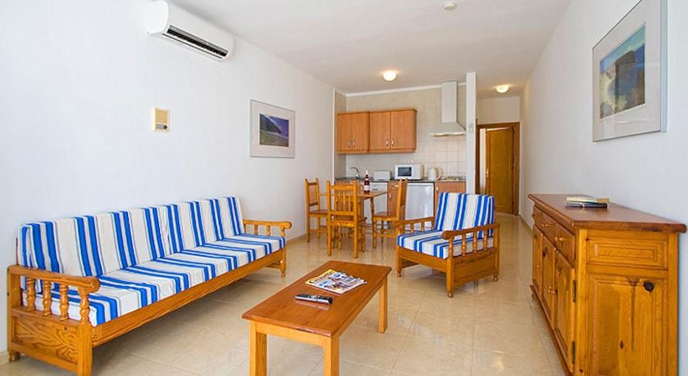 Club Pocillos Apartments