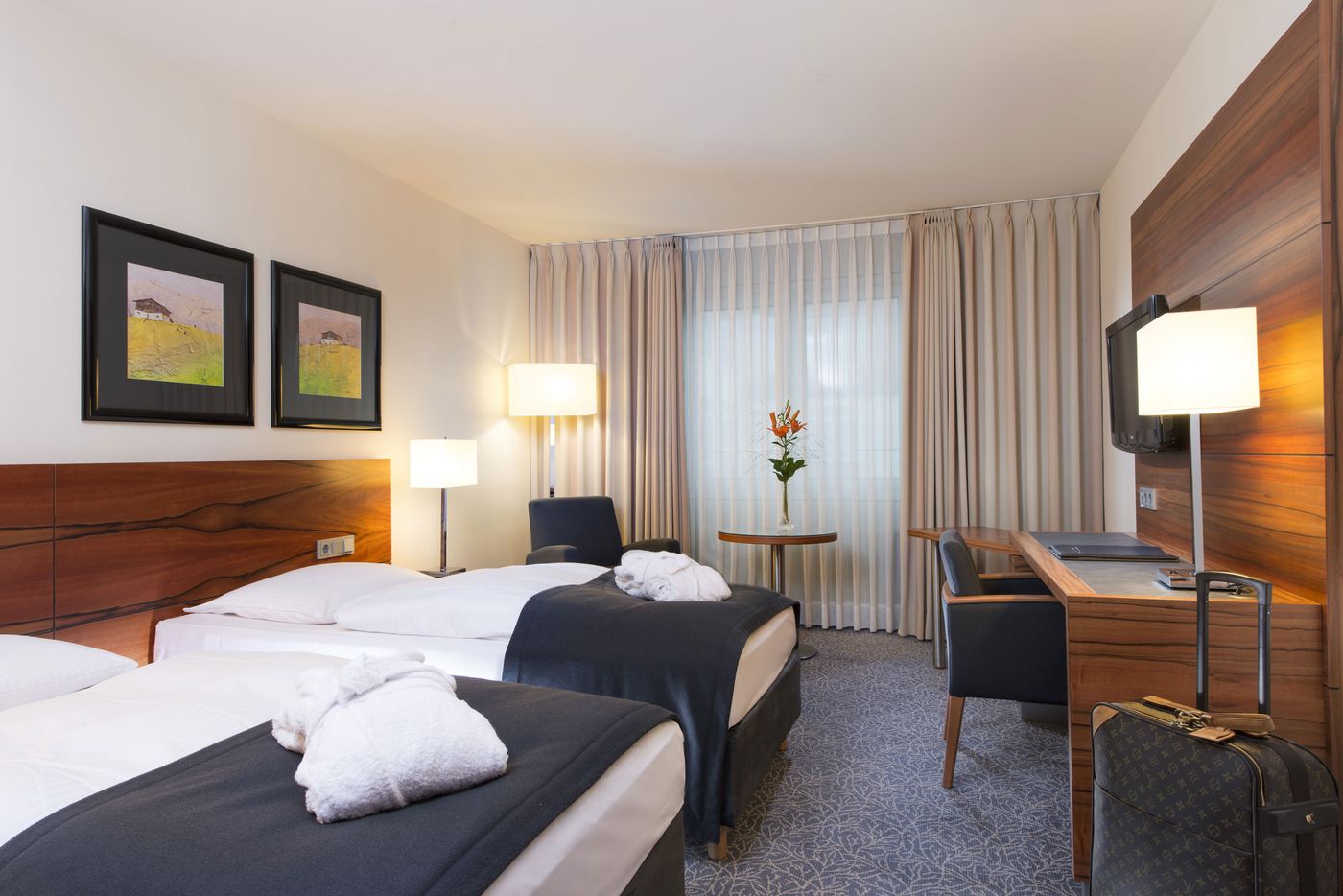Maritim-Hotel-Munchen-Room-15