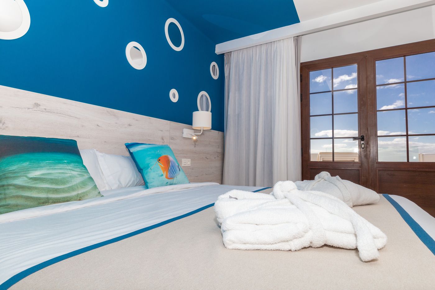 R2-Bahia-Kontiki-Beach-Aparthotel-Room-22