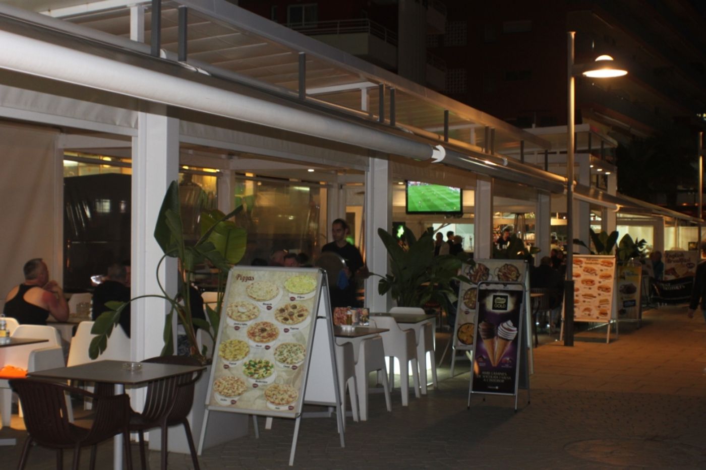 Riviera-Hotel-General-view-16