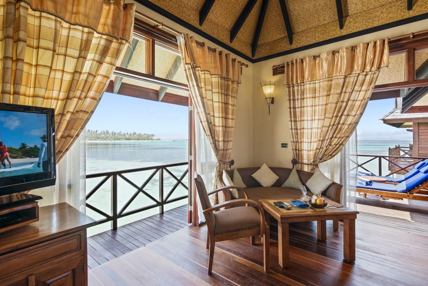 Olhuveli Beach & Spa Resort