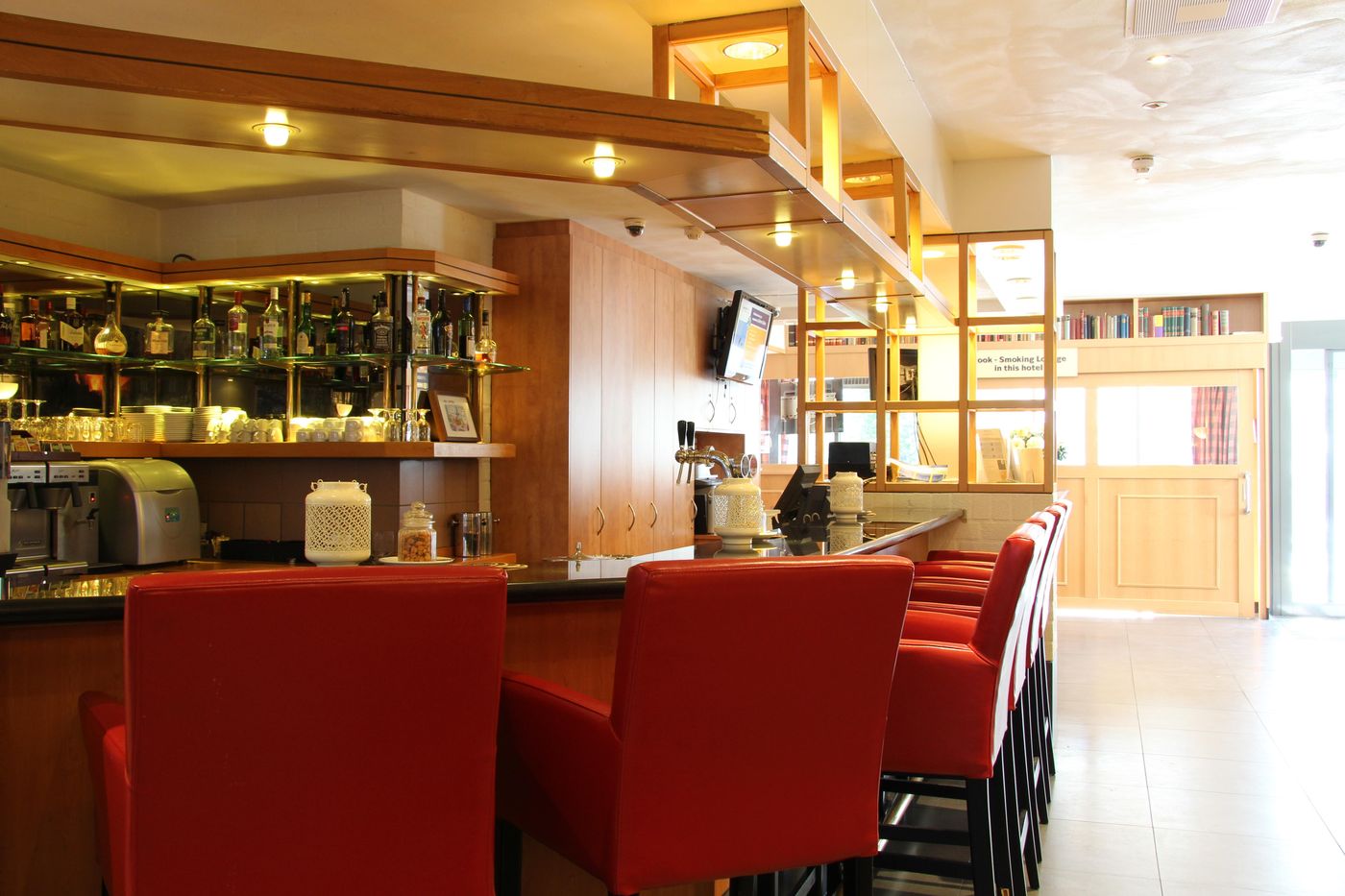 Bastion-Hotel-Amsterdam-Zuidwest-Bar-4