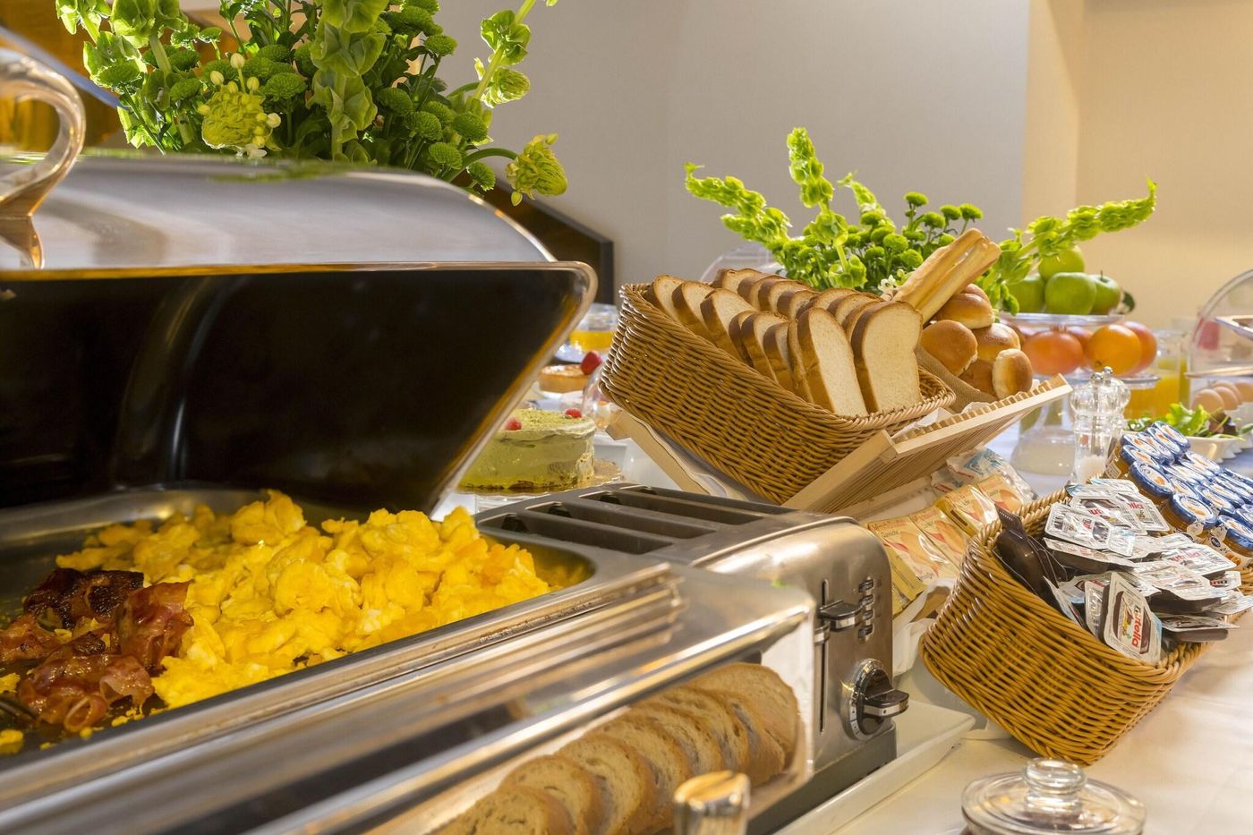 Hotel-Royal-Bissolati-Restaurant-37