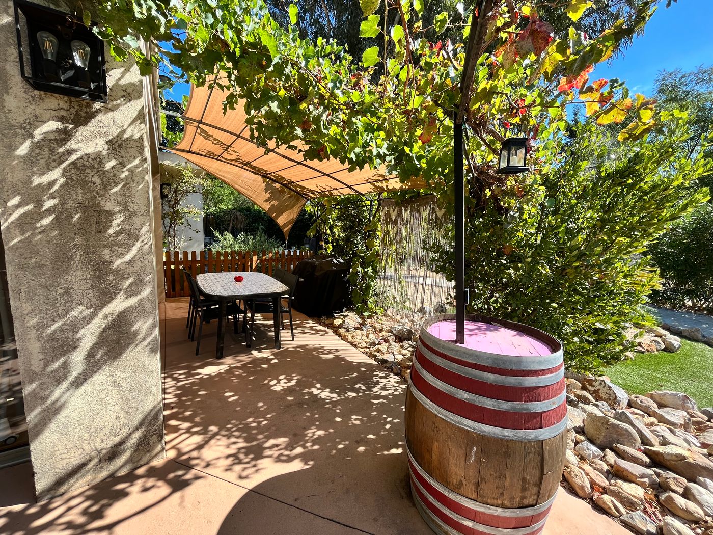 Imagine Roussillon-France-Canet-en-Roussillon-Room-7