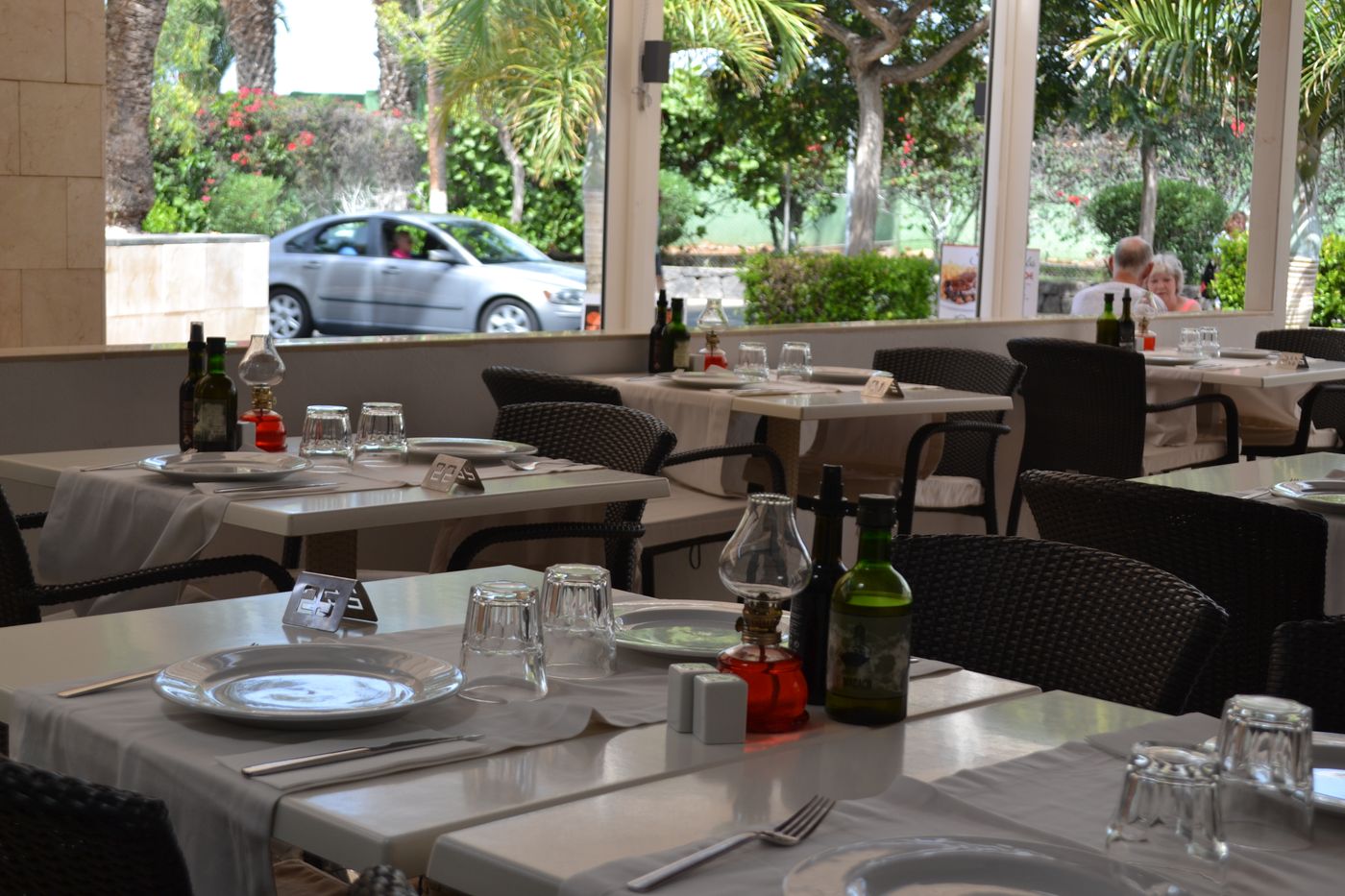 Parque-de-las-Americas-Restaurant-13