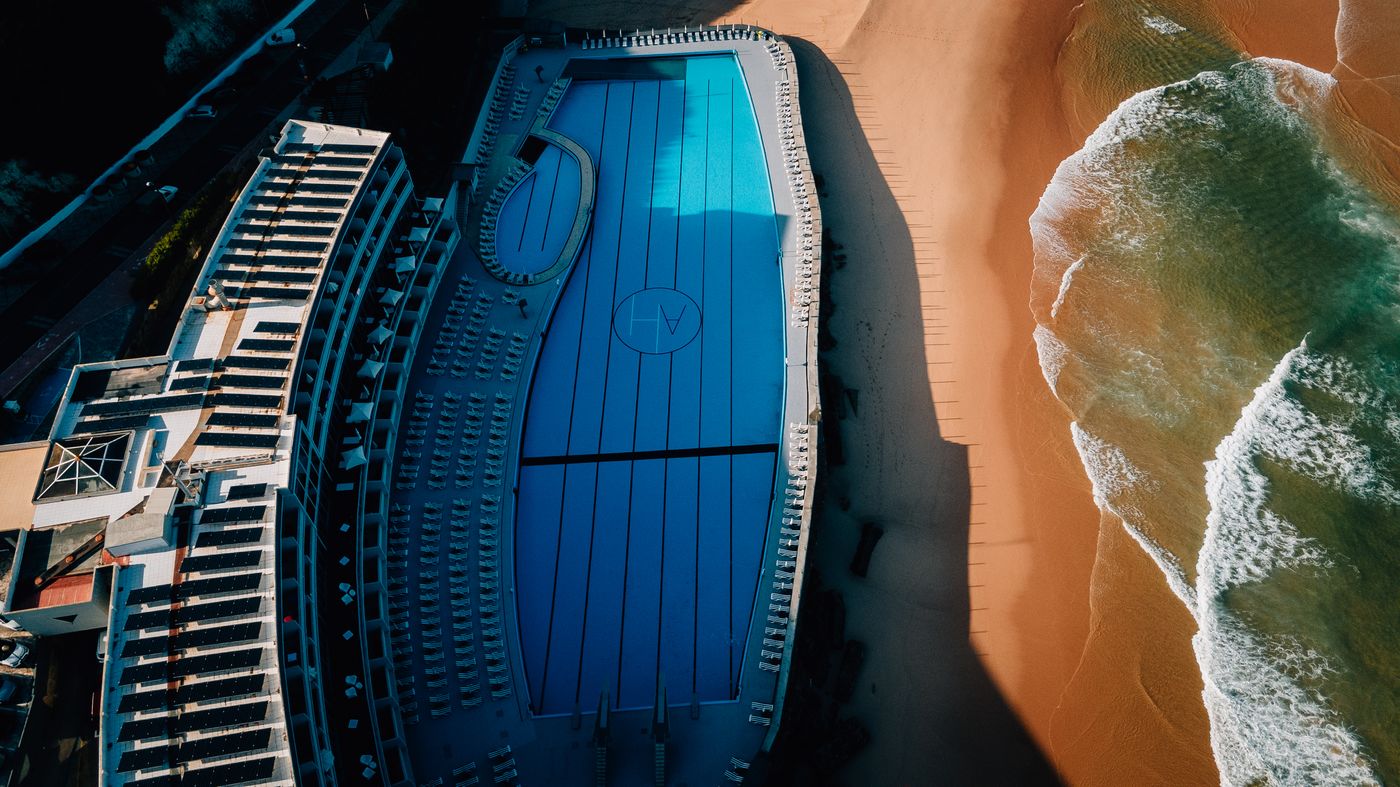 HOTEL-ARRIBAS-Pool-35