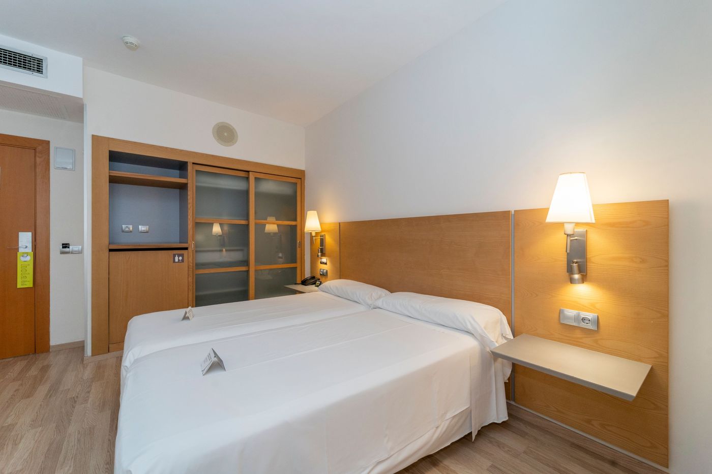 Artiem-Capri-Room-15