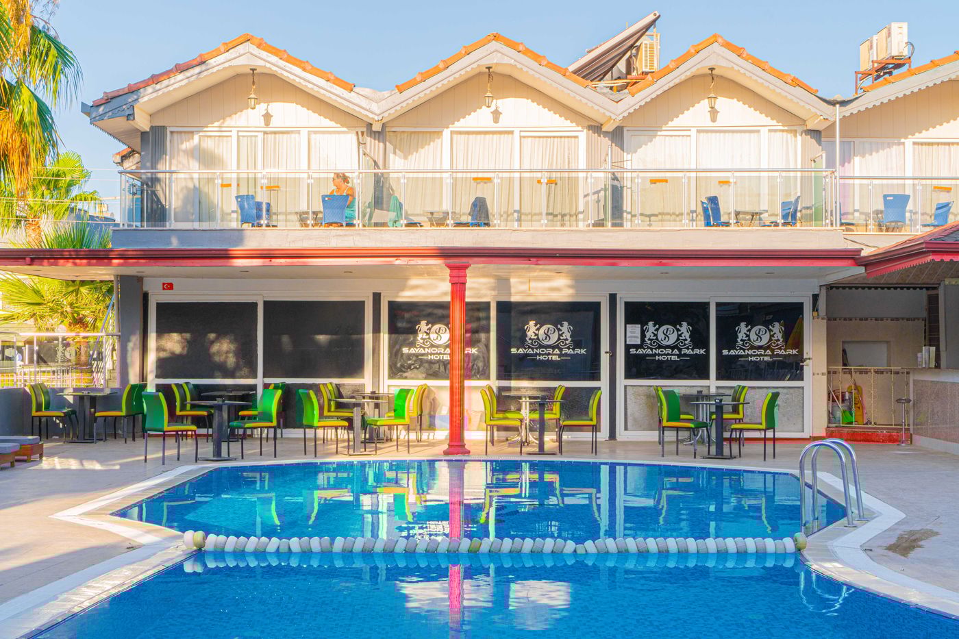 Sayanora-Hotel-Pool-17