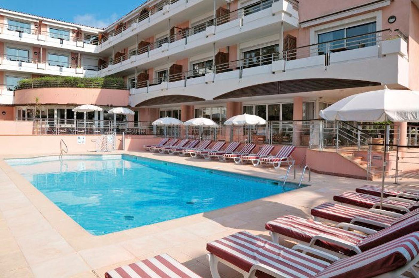 Park and Suites Elegance le Cannet