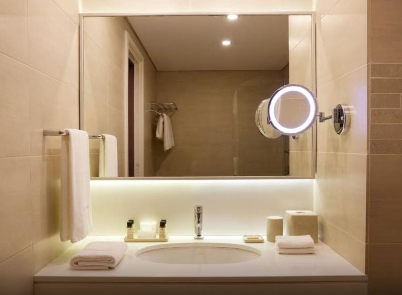 Mediterranean-Beach-Room-28