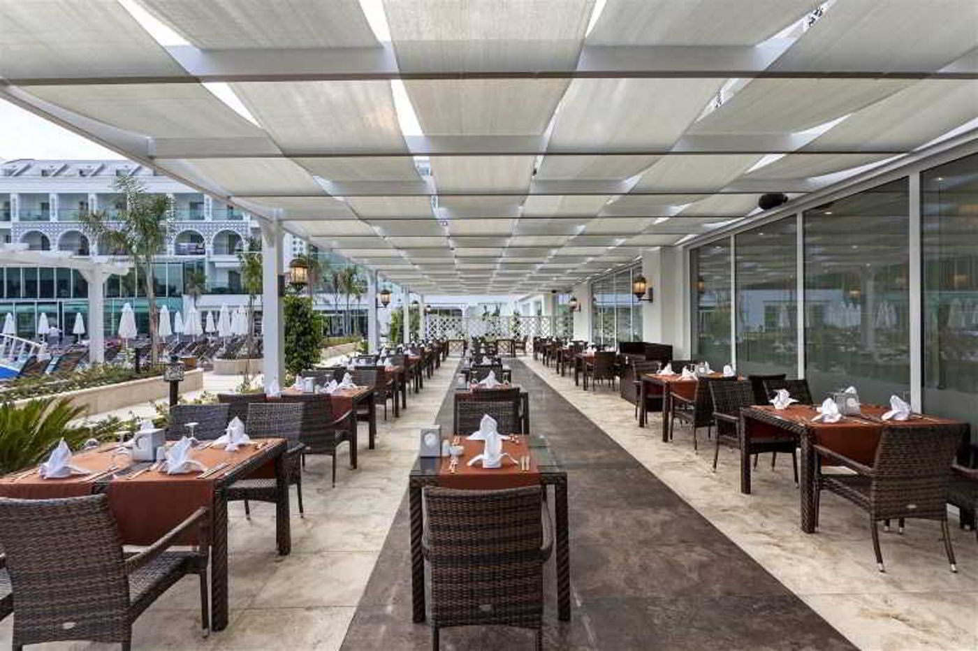 Karmir-Resort---Spa-Hotel-Terrace-20