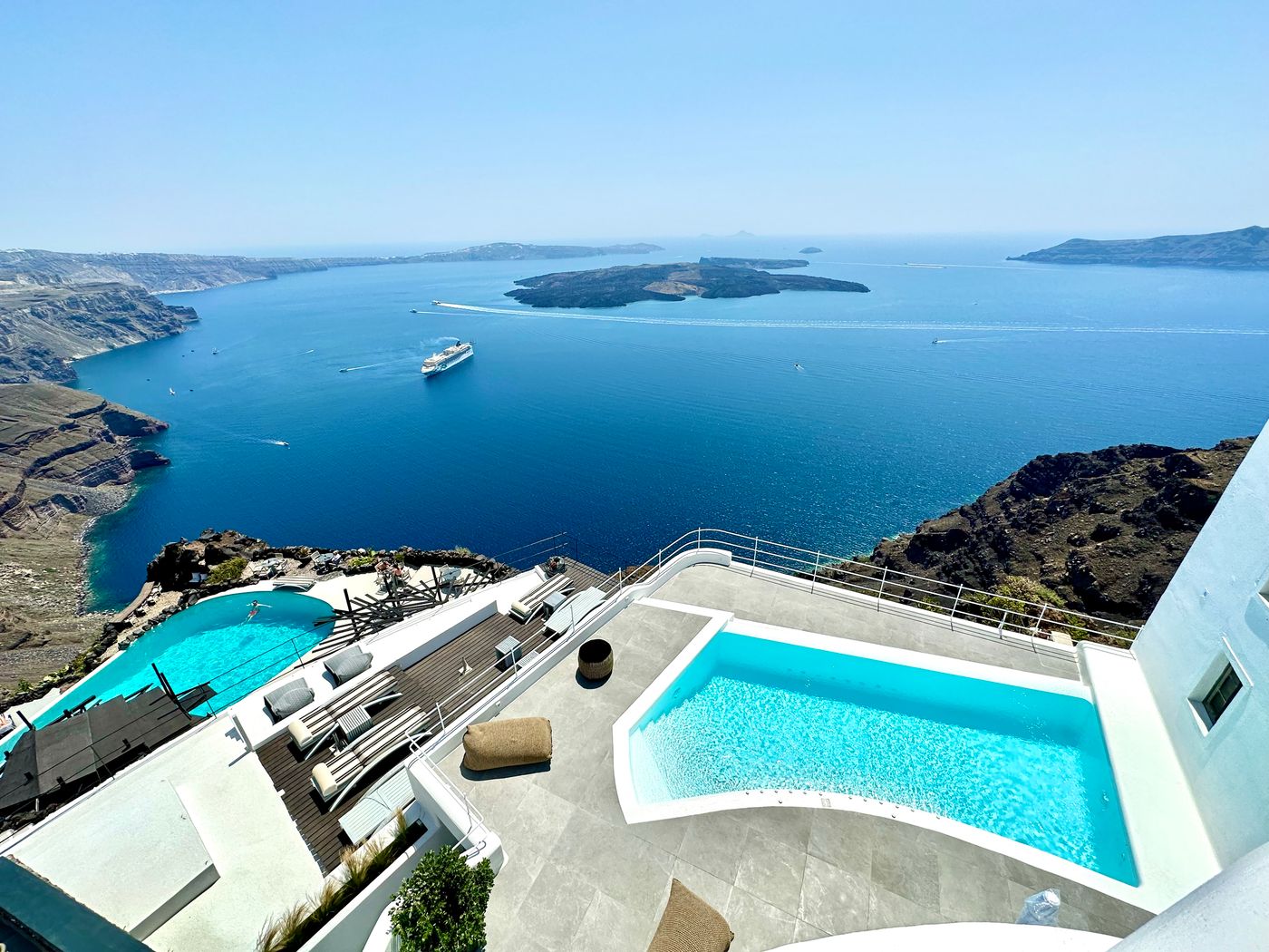 Eteoro Suites-Greece-Santorini-General view-5