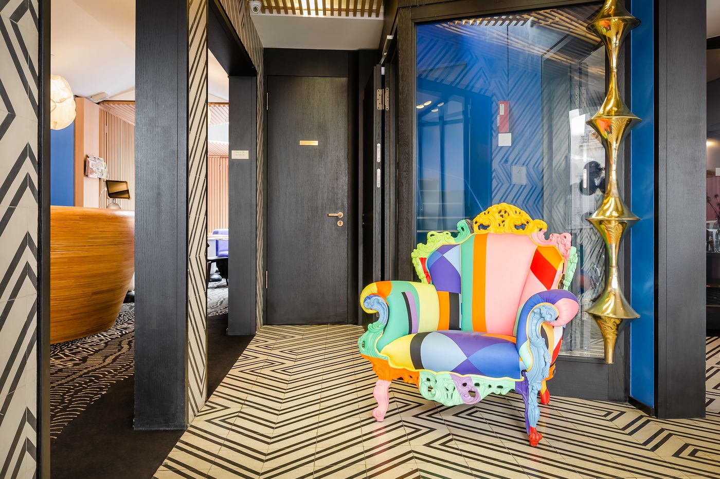 Hotel-du-Ministere-Lobby-2