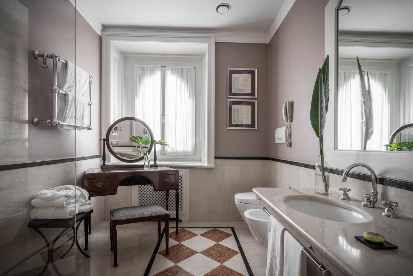 Grand-Hotel-et-de-Milan---The-Leading-Hotels-Room-39