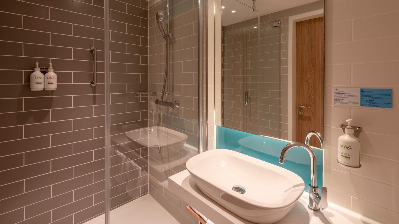 Holiday Inn Express Offenbach - Germany - Offenbach - Room - 5