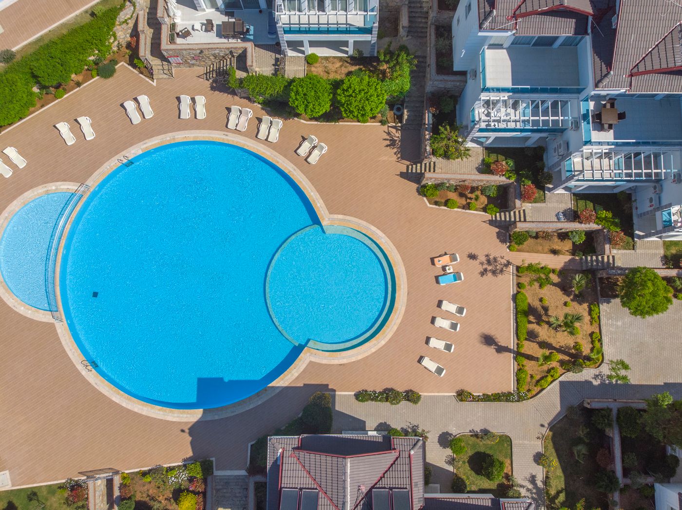 Orka Royal Hills Apartments 