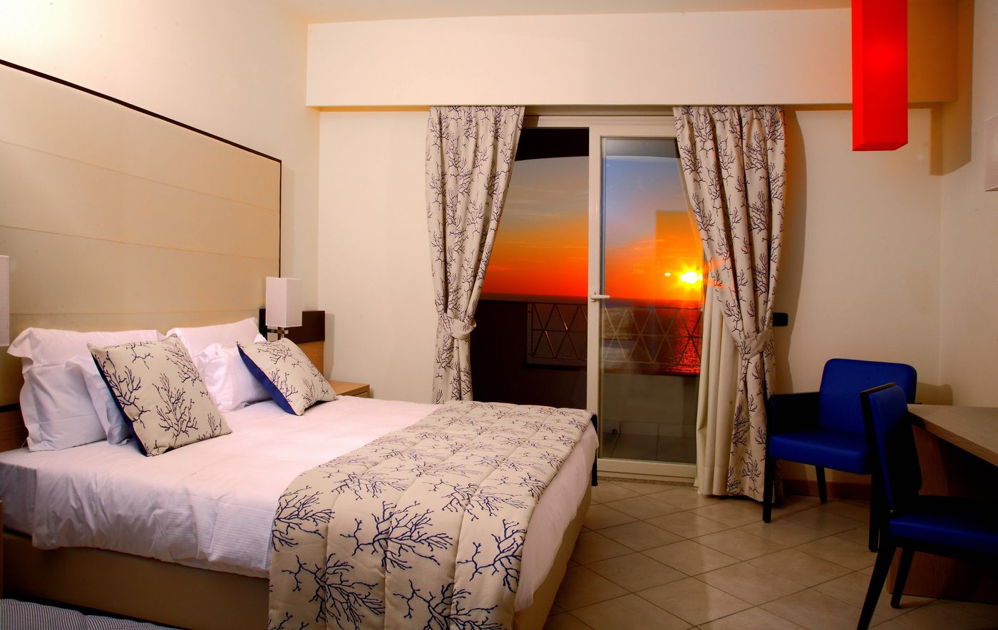 Hotel-Avalon-Sikani-Room-16