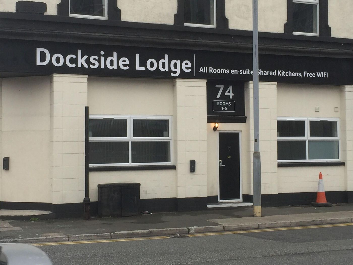 Dockside Lodge Ensuite Rooms-United Kingdom-BOOTLE-General view-3