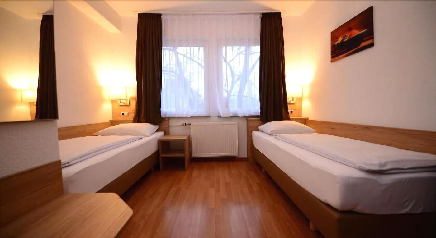 Hotel-Linde-Germany-STUTTGART -Room-5