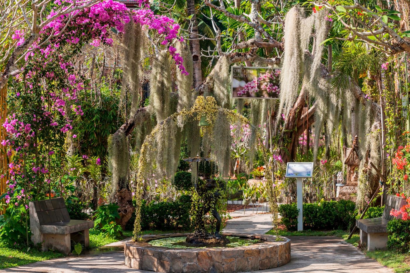 Thavorn-Beach-Village---Spa-General-view-36