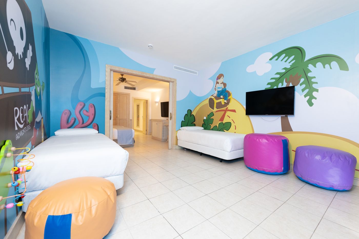 Gran-Castillo-Tagoro-Family---Fun-Playa-Blanca-Room-50