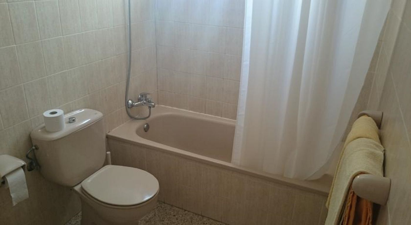 Apartamentos-Isabel-Room-9