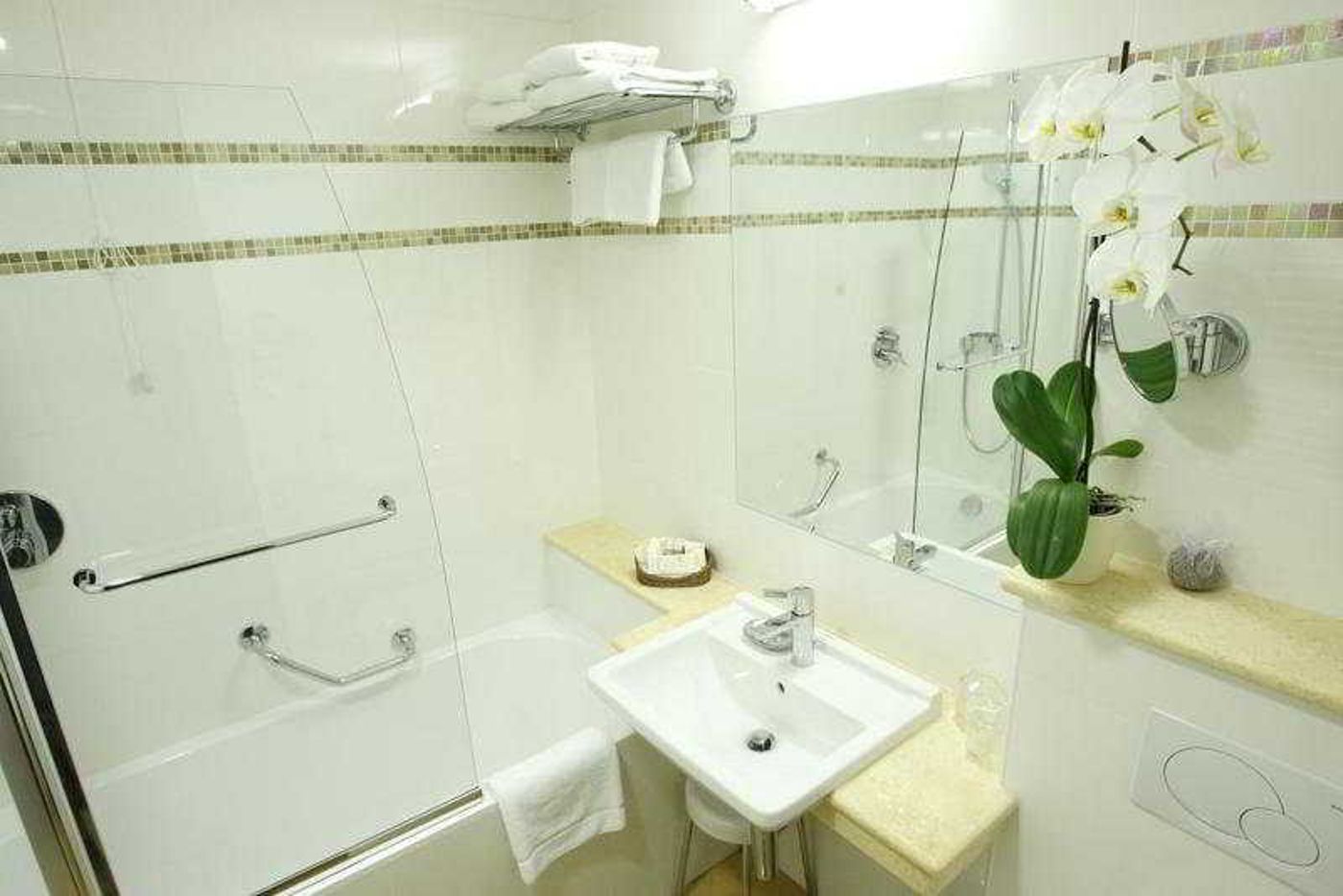 Globo-Hotel-Split-Room-13