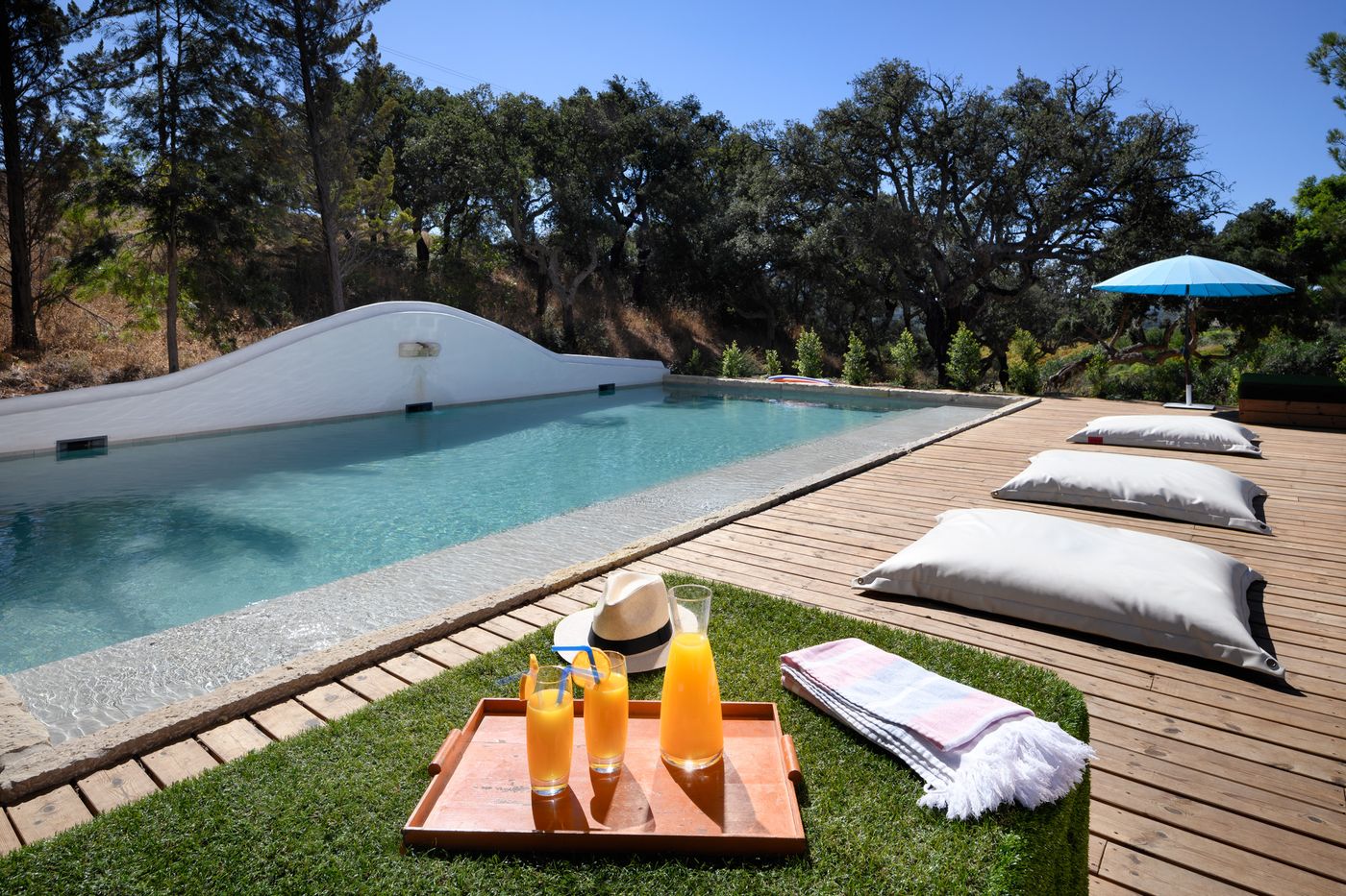 Casa-Palmela---Small-Luxury-Hotels---Villas-Pool-88