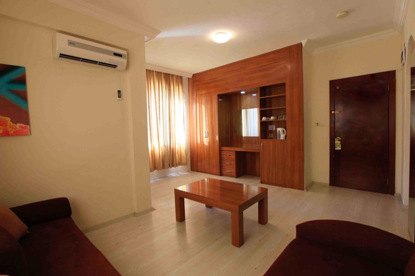 Sunlight Garden (13)