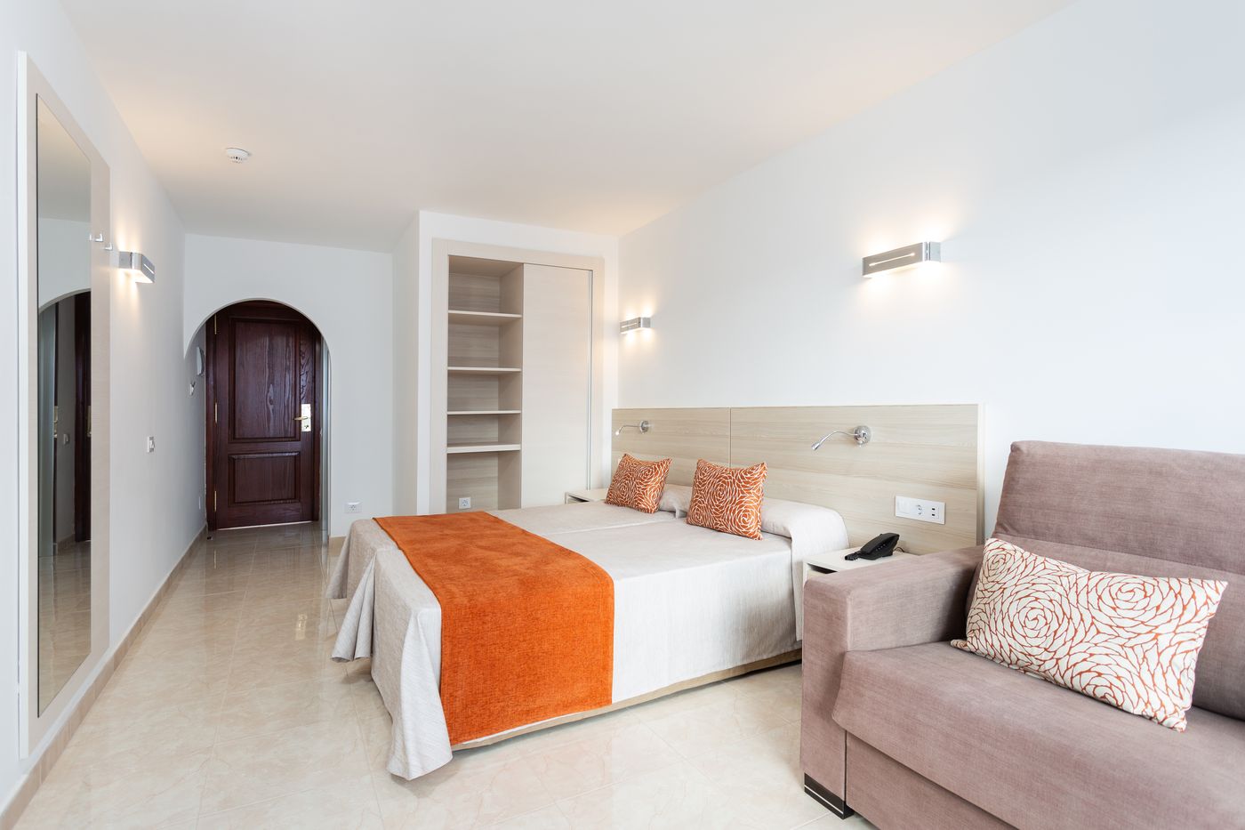 Globales-Tamaimo-Tropical-Room-17