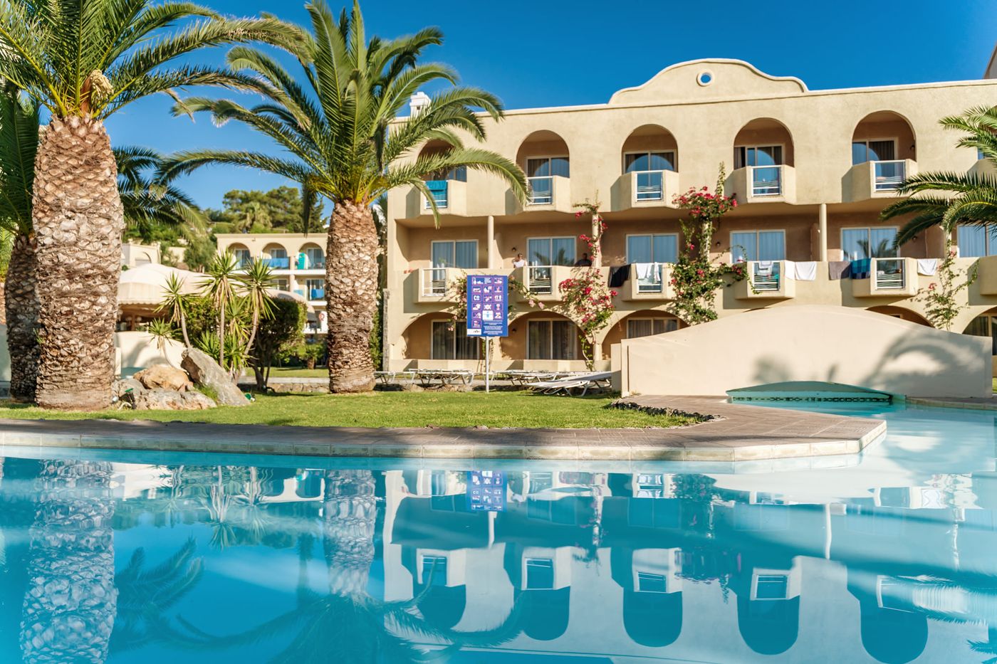 Lindos-Royal-Hotel-General-view-4