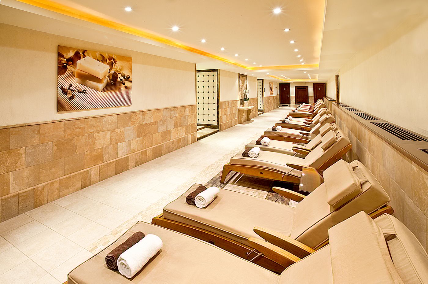 Corinthia-Hotel-Budapest-Pool-6