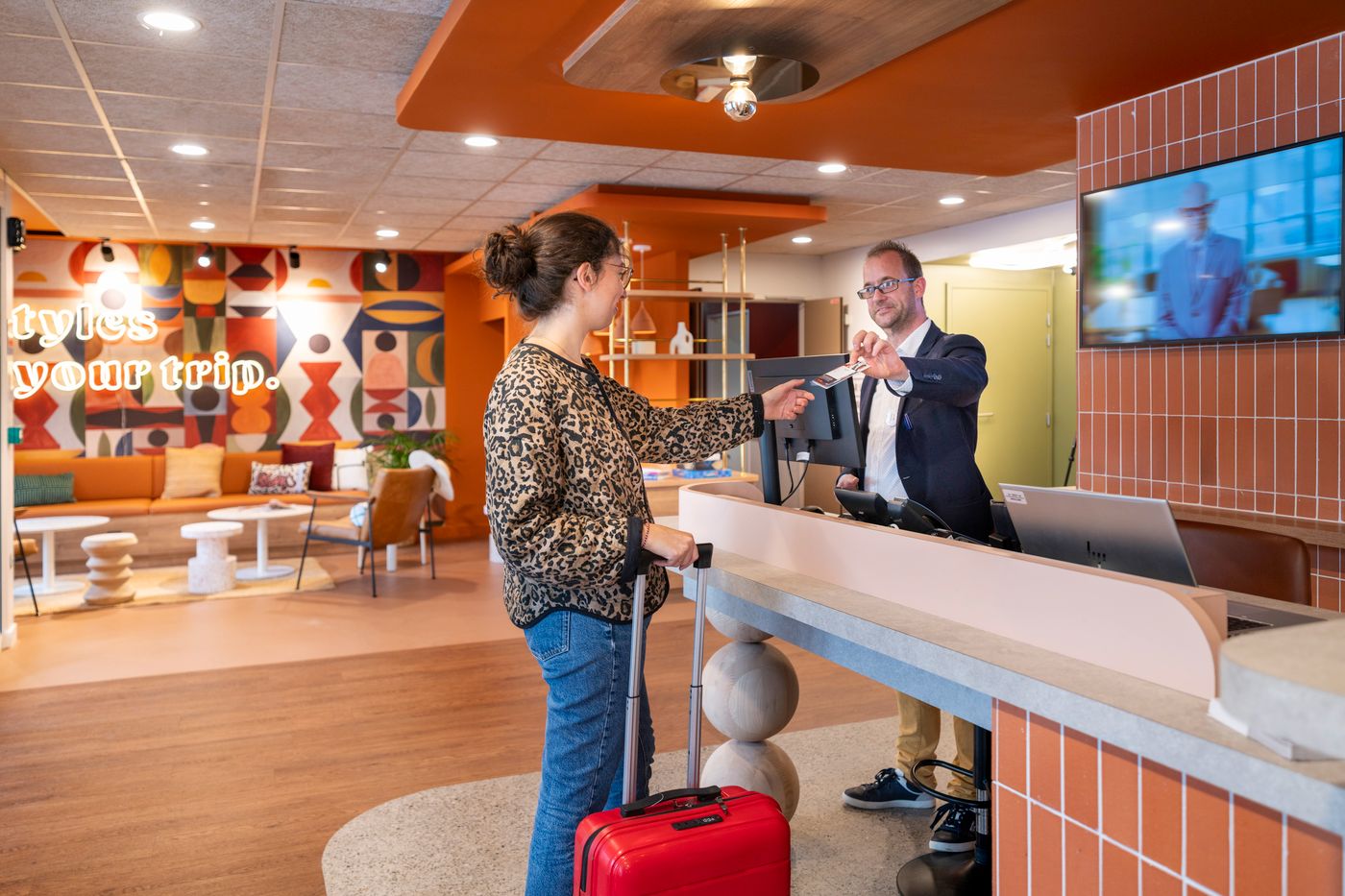 Ibis Styles Prévessin Genève Airport (Open 10/2024-France-Prevessin-Moens-Lobby-4